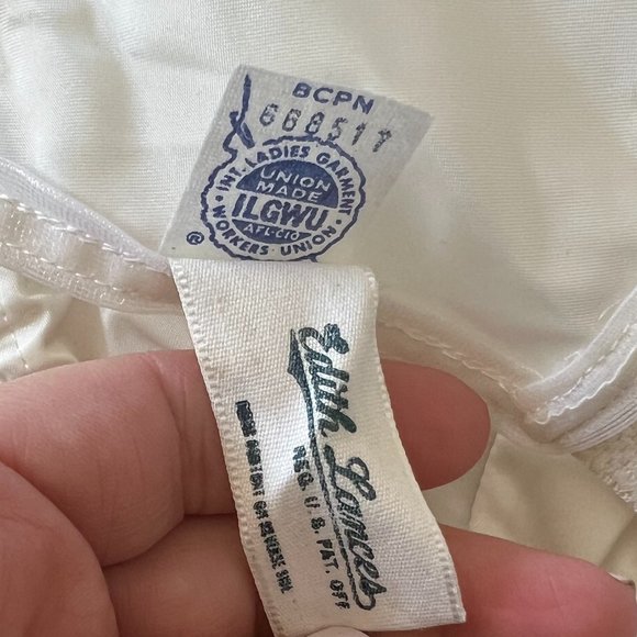 Vintage Edith Lances Minimizing Hand Sewn Bra In White - Picture 9 of 11